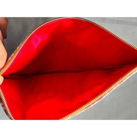 3 for $10 IPSY January 2019 Glam Makeup Bag #IPSYRECHARGE Blue and White Stripe - Picture 3 of 3